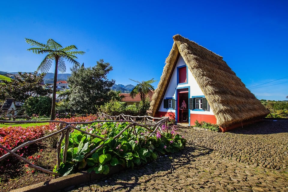 Santana Typical Houses